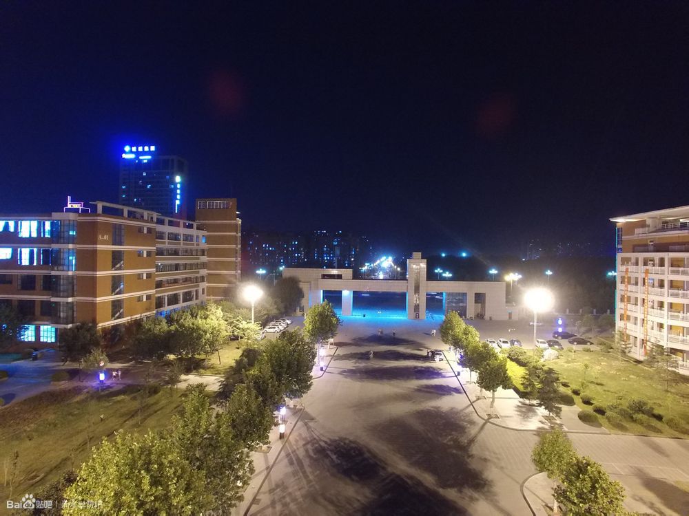 【校园风光】北大门夜景-新乡学院迎新网